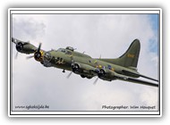 B-17 G-BEDF_2